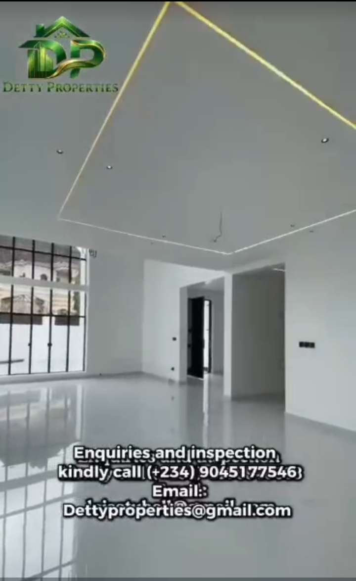 Duplex for Sale in OLD GRA, Enugu - Image 4