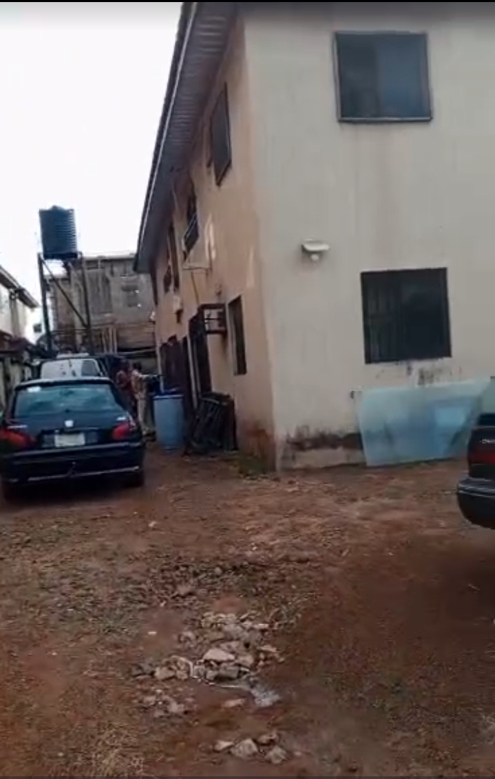 3 Bedroom Flat for Sale in NWOYE CREST, Enugu - Image 2