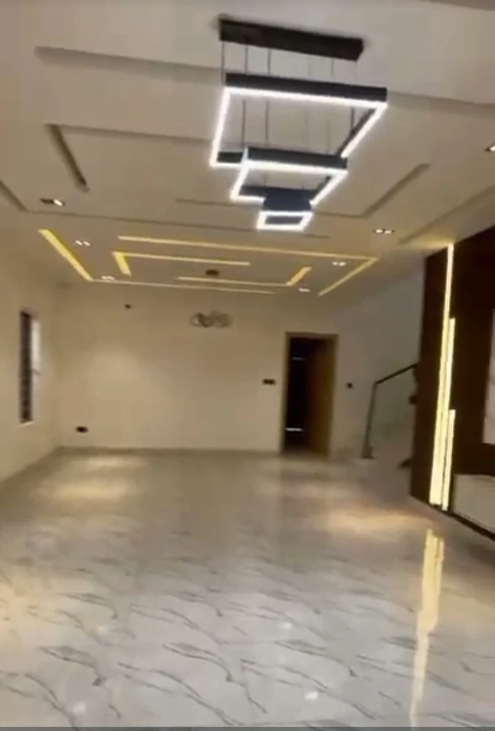 Duplex for Sale in Valley Estate, Enugu - Image 6