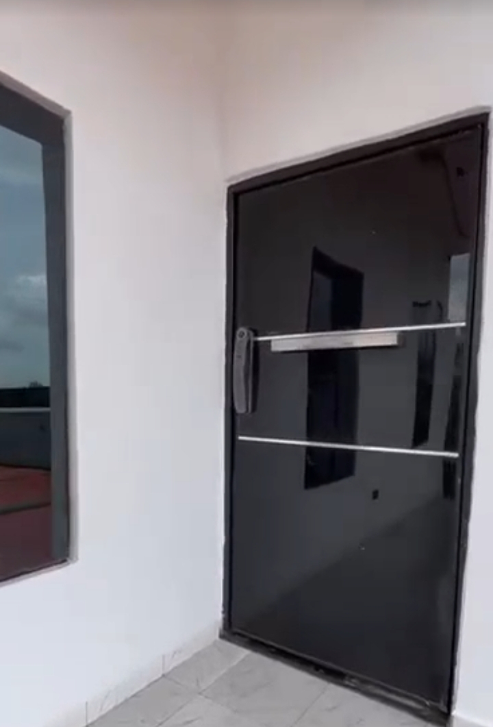 Duplex for Sale in Valley Estate, Enugu - Image 1