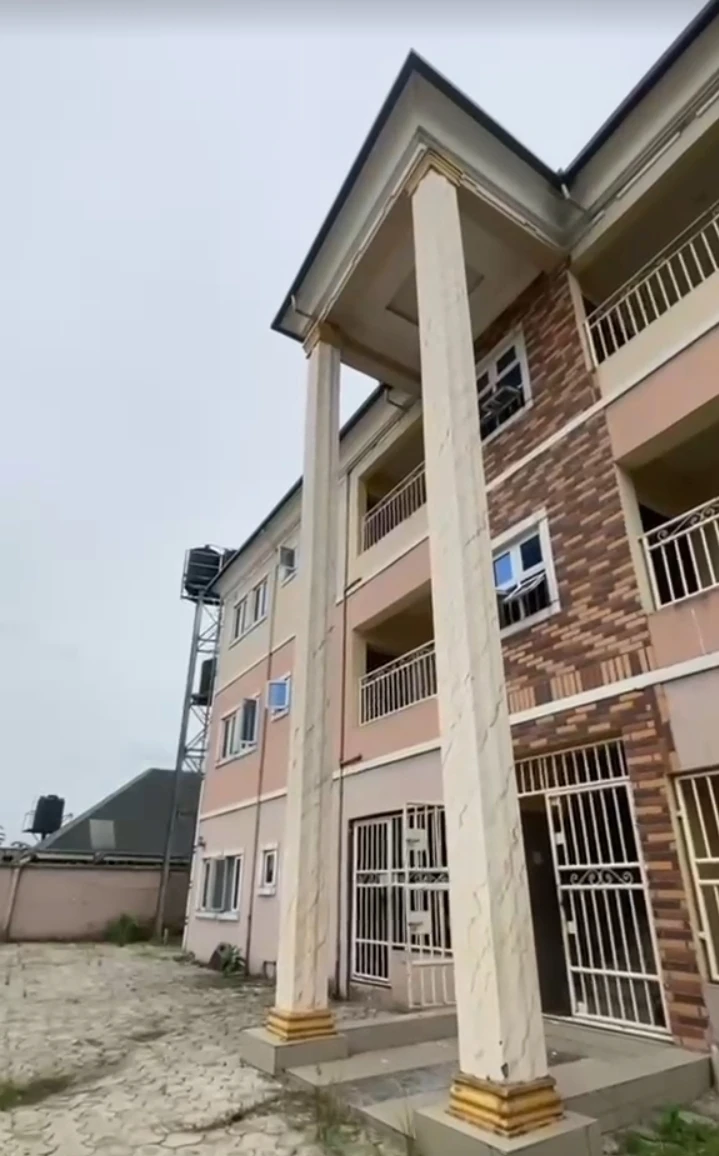 2 Bedroom Flat for Sale in Rumukparali, Rivers - Image 1
