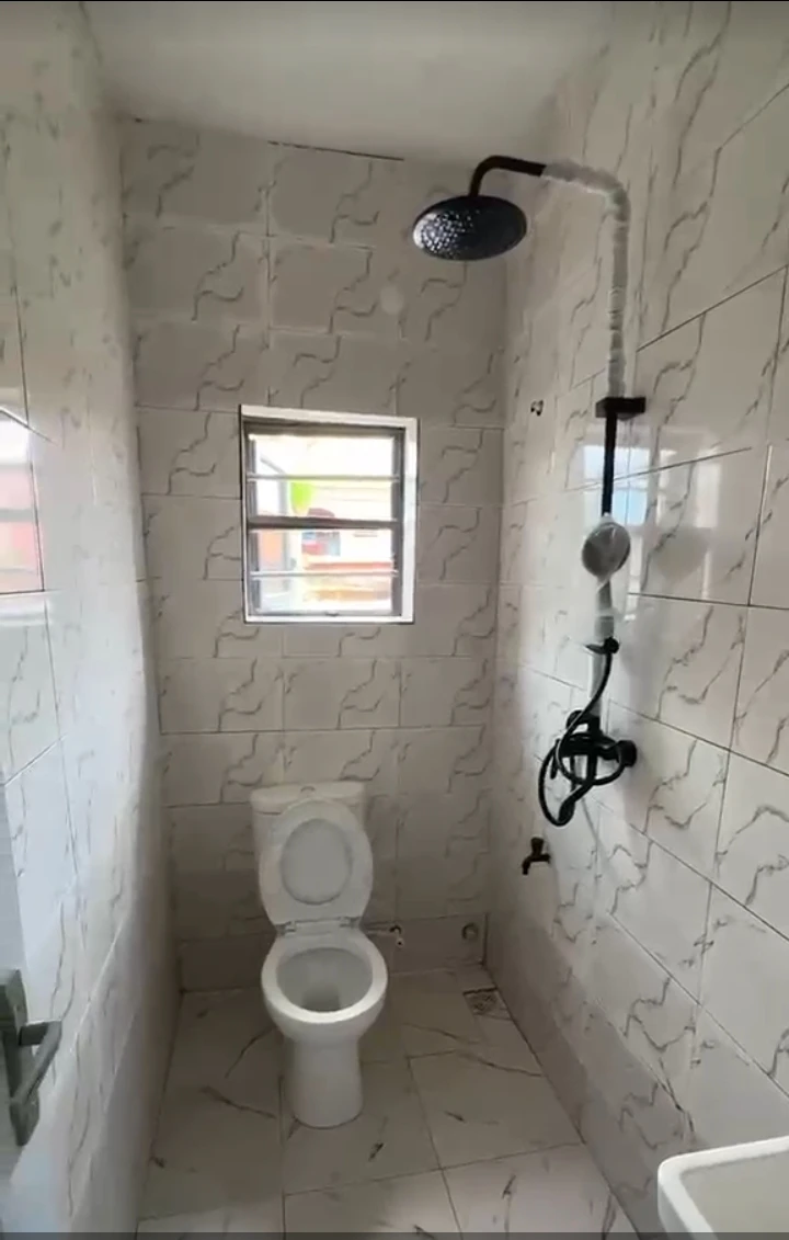 Duplex for Sale in INDEPENDENCE LAYOUT, Enugu - Image 2