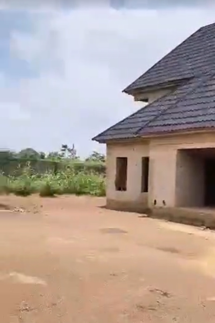 Duplex for Sale in EMENE, Enugu - Image 2