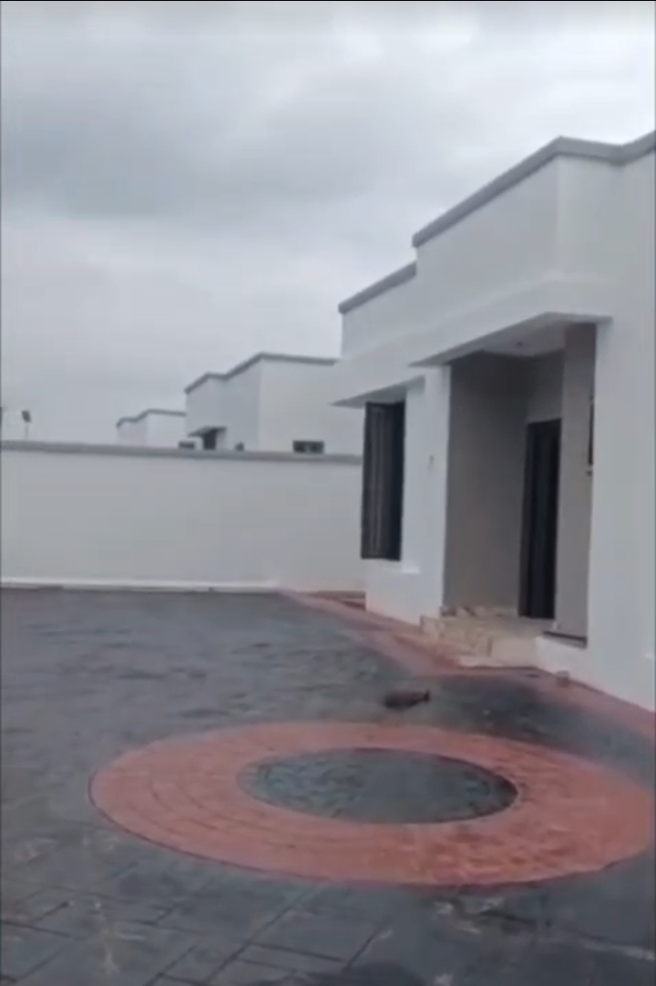 3 Bedroom Flat for Sale in ELIM ESTATE, Enugu - Image 6