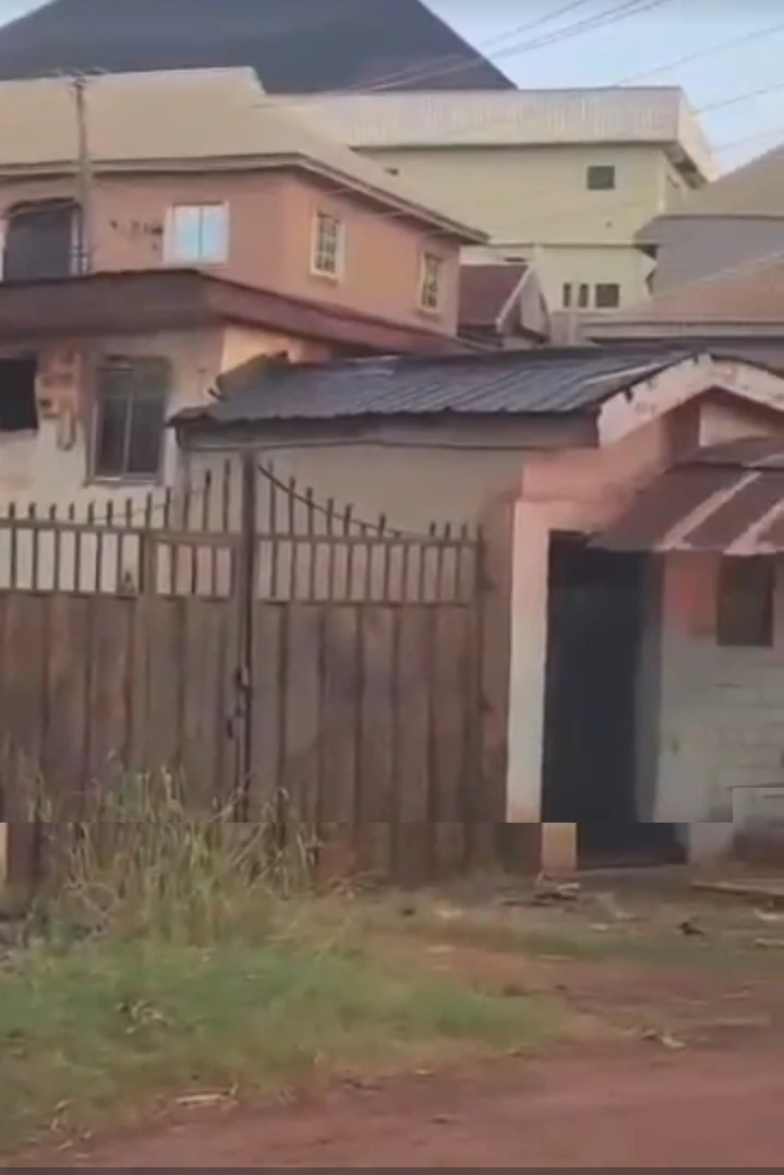 Land for Sale in THINKERS CORNER, Enugu - Image 2