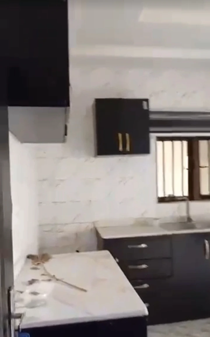 Bungalow for Sale in NEW HEAVEN EXTENSION, Enugu - Image 4