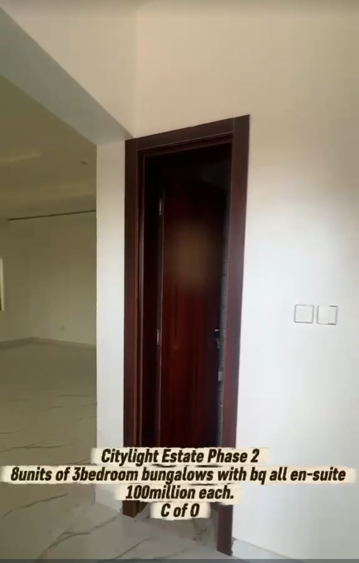 Bungalow for Sale in AIRPORT ROAD, Enugu - Image 5
