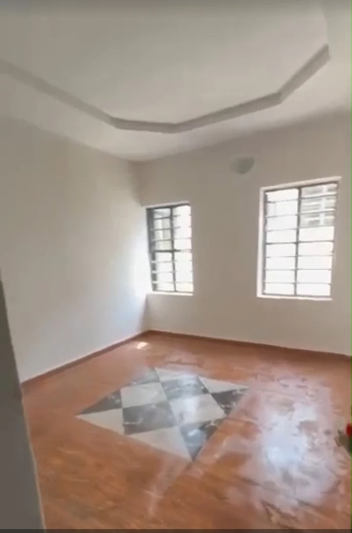Bungalow for Sale in New GRA, Enugu - Image 6