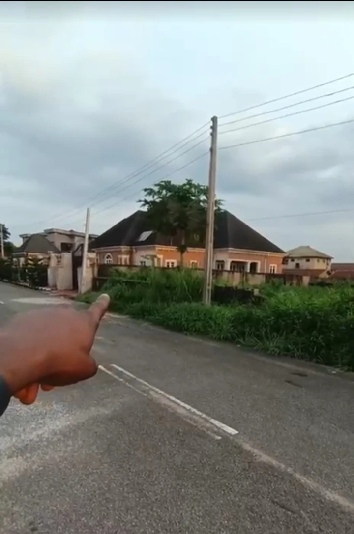 Land for Sale in AIRPORT ROAD, Enugu - Image 1