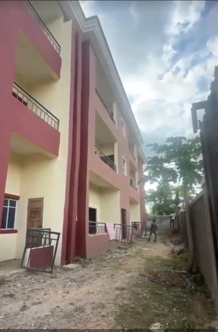 2 Bedroom Flat for Sale in KENYATTA, Enugu - Image 2