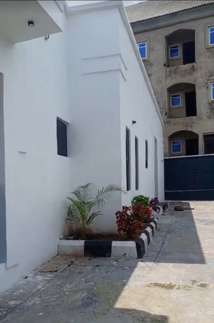 Bungalow for Sale in NEW GRA, Enugu - Image 6