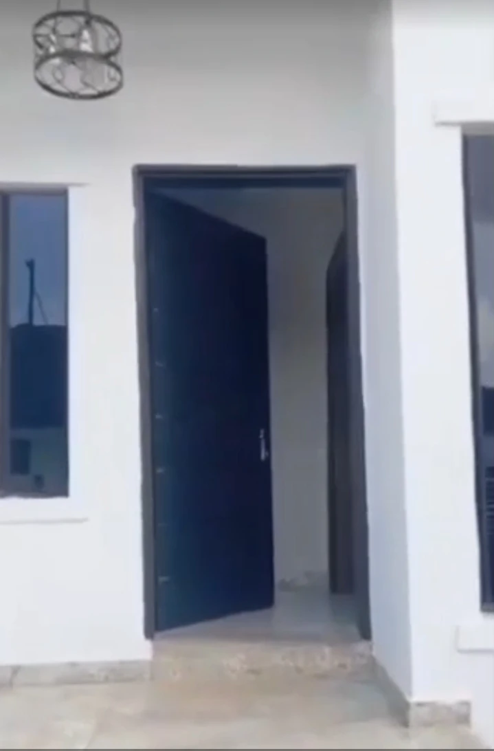 Duplex for Sale in Valley Estate, Enugu - Image 4
