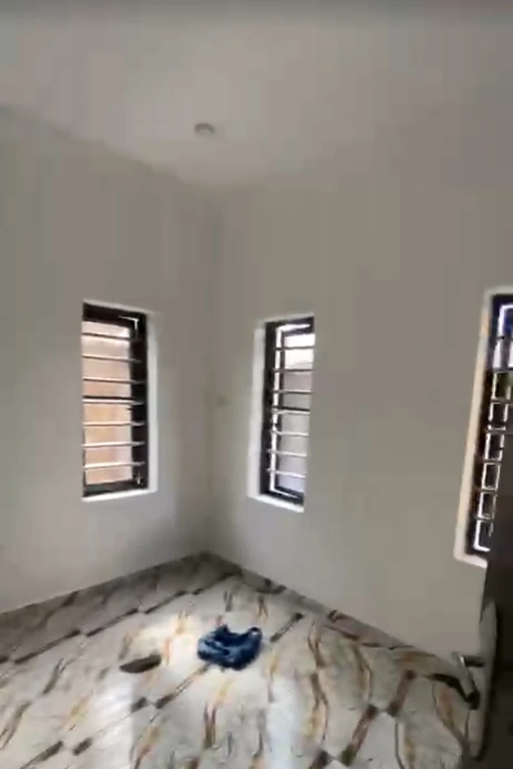 2 Bedroom Flat for Rent in THINKERS CORNER, Enugu - Image 3