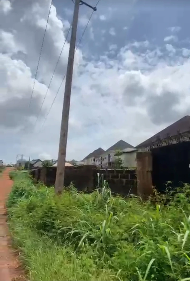 Land for Sale in THINKERS CORNER, Enugu - Image 2