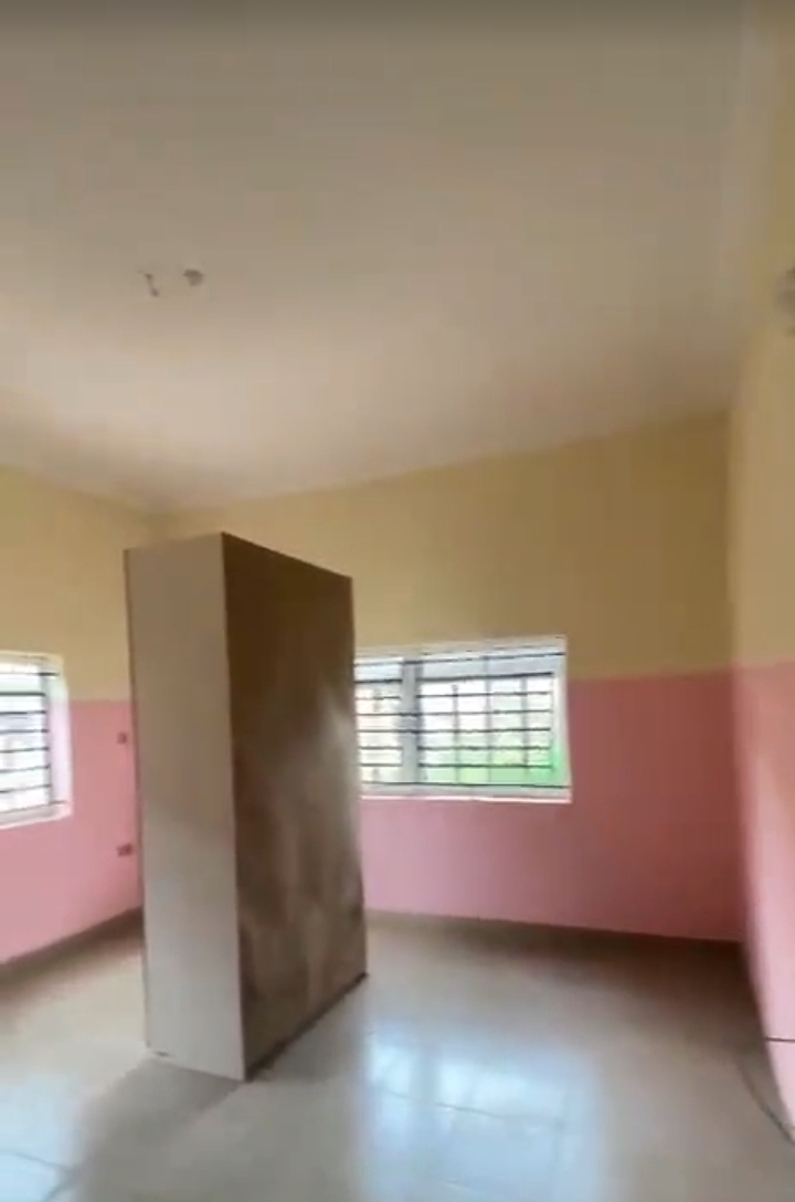 2 Bedroom Flat for Sale in PENOX, Enugu - Image 4