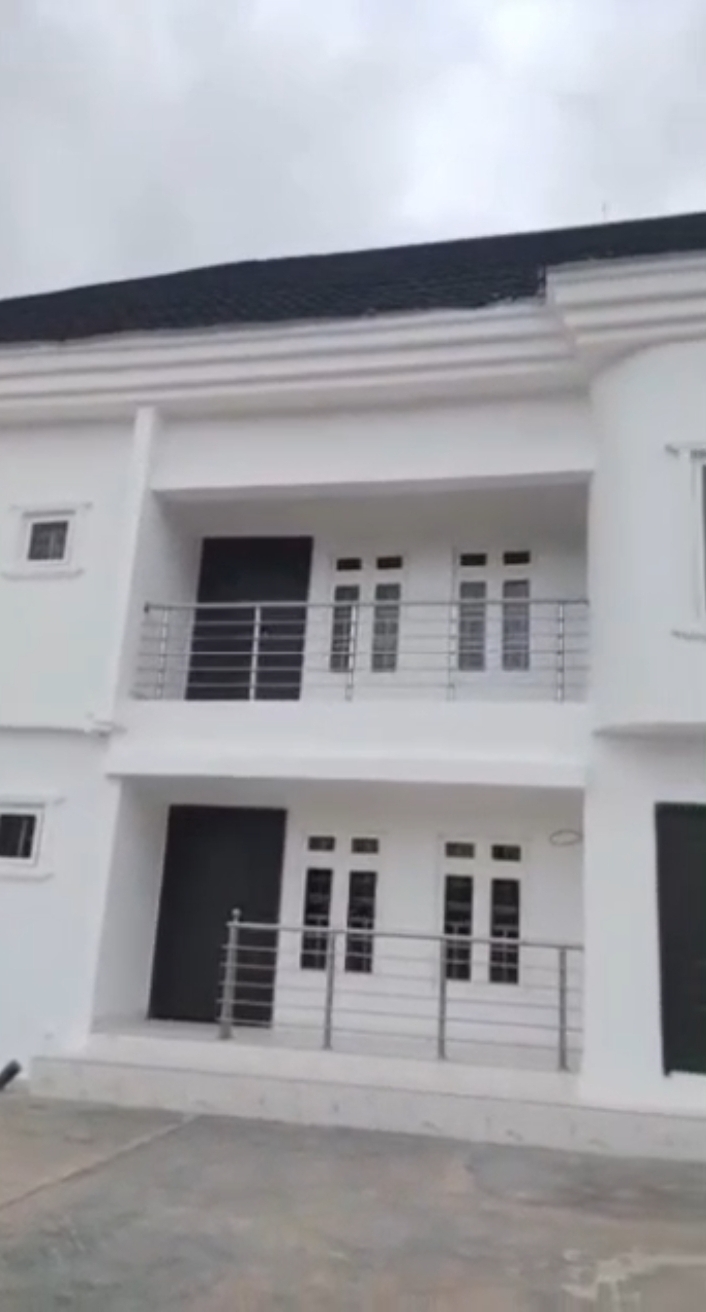 3 Bedroom Flat for Sale in Benin, Edo - Image 2