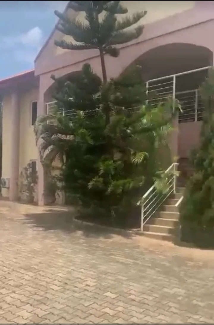 2 Bedroom Flat for Rent in ASOKORO MAIN, Abuja - Image 2