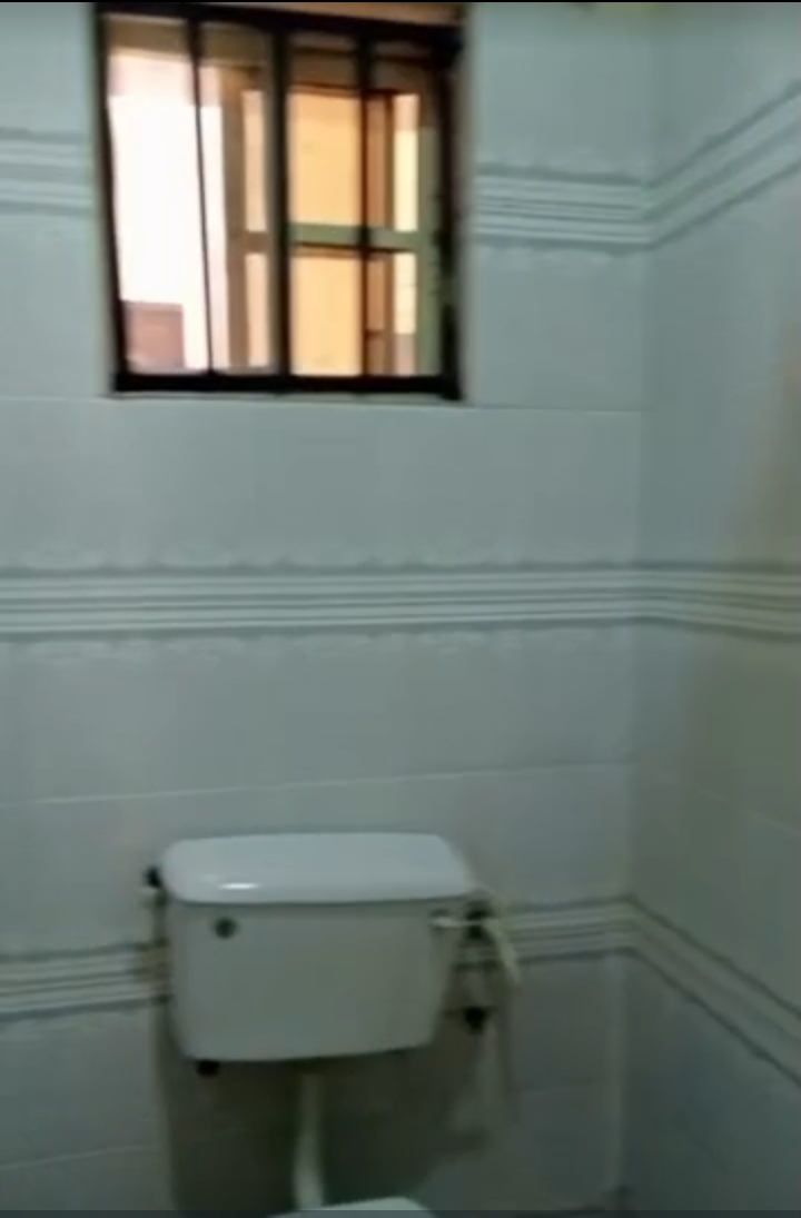 2 Bedroom Flat for Sale in THINKERS CORNER, Enugu - Image 4