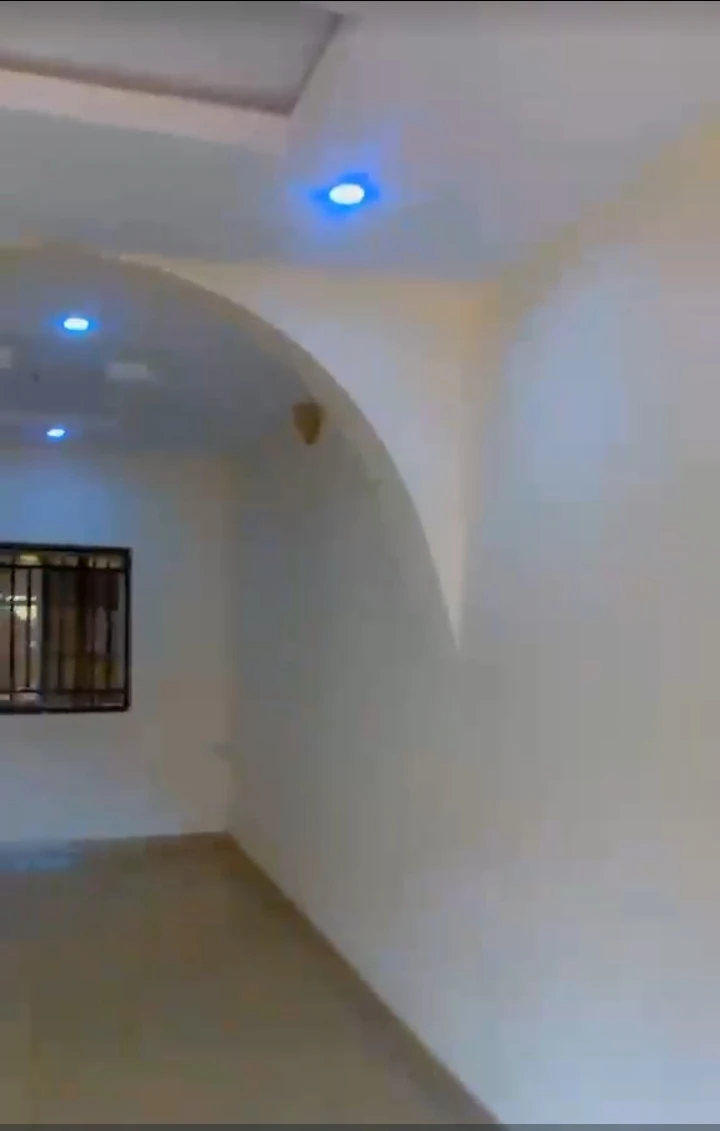 2 Bedroom Flat for Rent in THINKERS CORNER, Enugu - Image 3