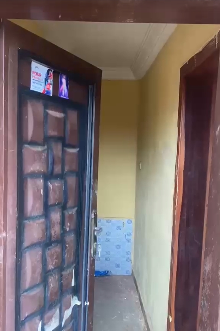 1 Bedroom Flat for Rent in THINKERS CORNER, Enugu - Image 5