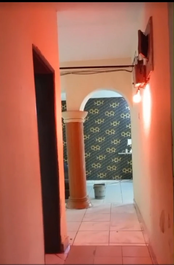 3 Bedroom Flat for Rent in Elelenwo, Rivers - Image 1