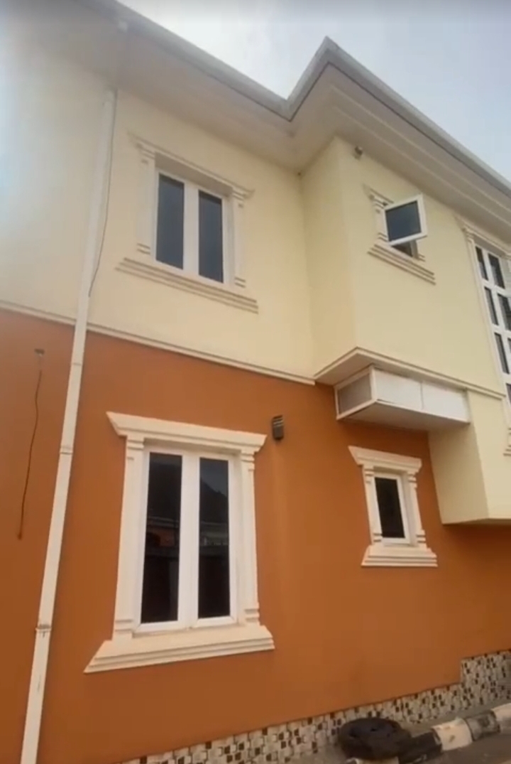 Duplex for Sale in Premier layout, Enugu - Image 4