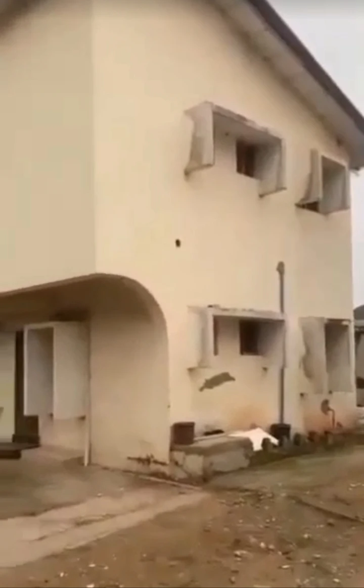 Land for Sale in Maitama, Abuja - Image 3