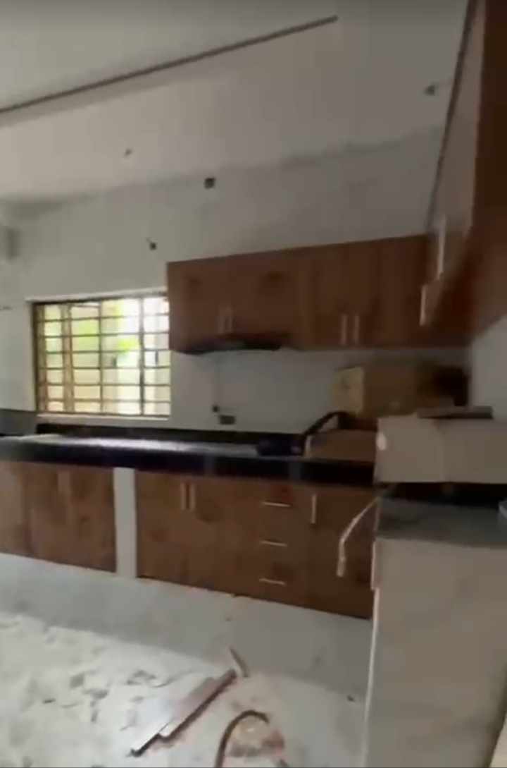 Duplex for Sale in Eneka link road, Rivers - Image 6