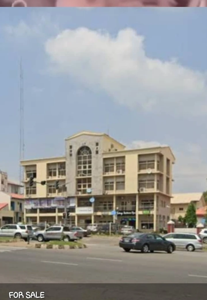 Plaza for Sale in AHMADU BELLO, Abuja - Image 1