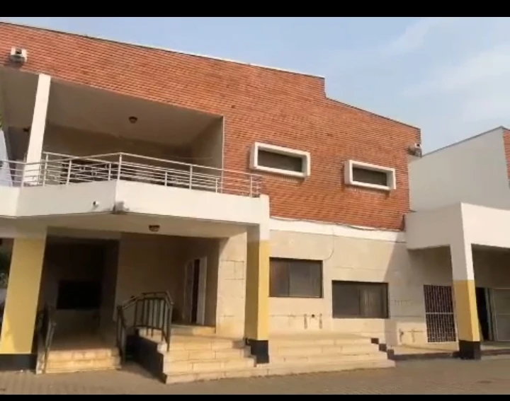 Duplex for Sale in ASO DRIVE, Abuja - Image 2