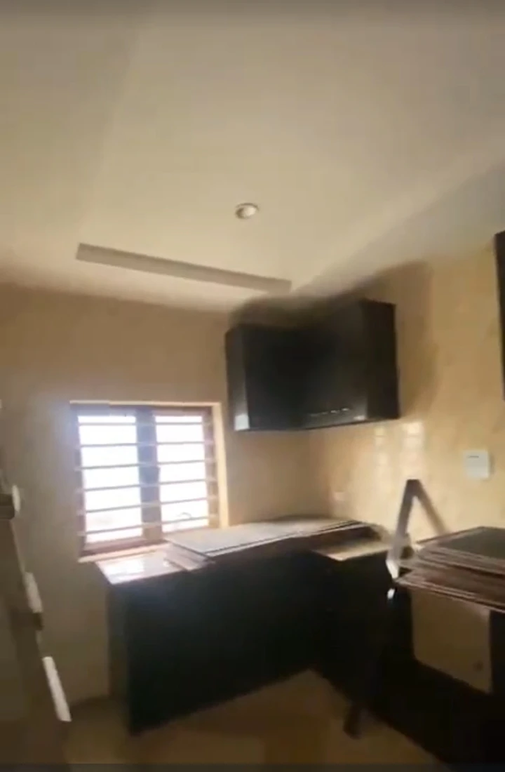 3 Bedroom Flat for Rent in SUNRISE ESTATE, Enugu - Image 1
