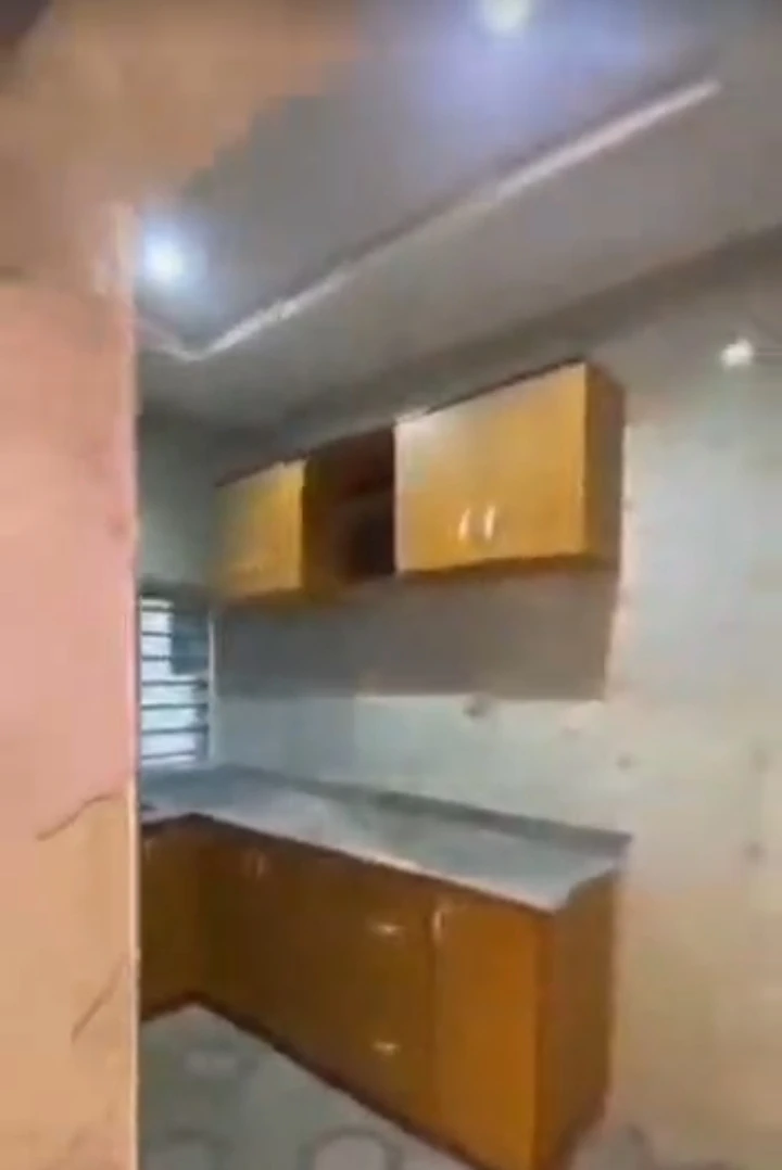 2 Bedroom Flat for Rent in Diamond Estate, Enugu - Image 1