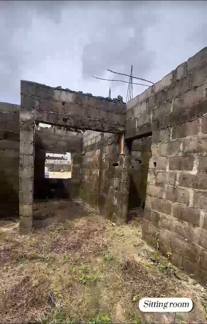 2 Bedroom Flat for Sale in ENEKA, Rivers - Image 1