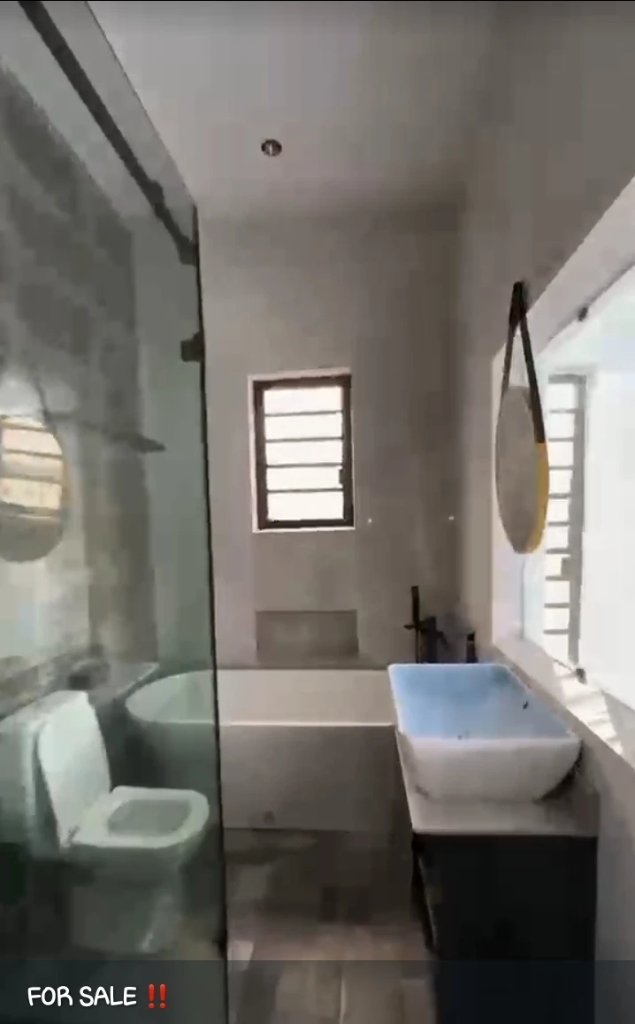 Duplex for Sale in TOMBIA EXTENSION, Rivers - Image 2
