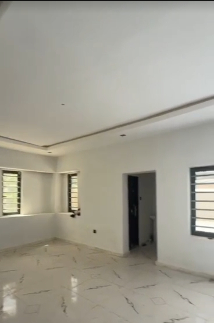 Bungalow for Sale in TRANS-EKULU, Enugu - Image 1