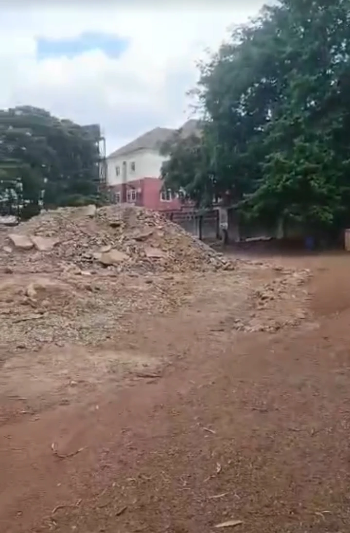 Land for Sale in INDEPENDENCE LAYOUT, Enugu - Image 2
