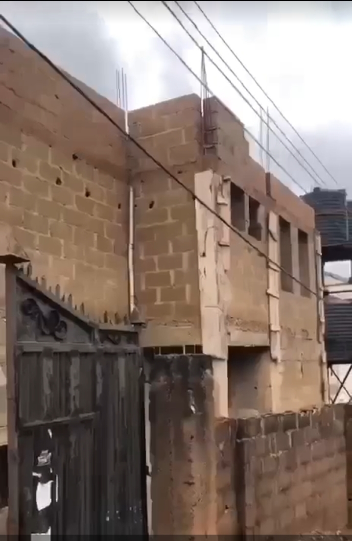 Uncompleted Building for Sale in GREENHIlLS FORT, Enugu - Image 2