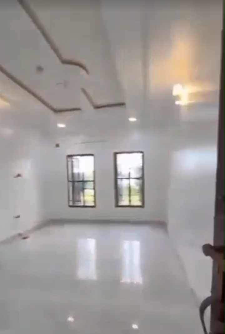 3 Bedroom Flat for Rent in MUMMY B ROAD, Rivers - Image 2