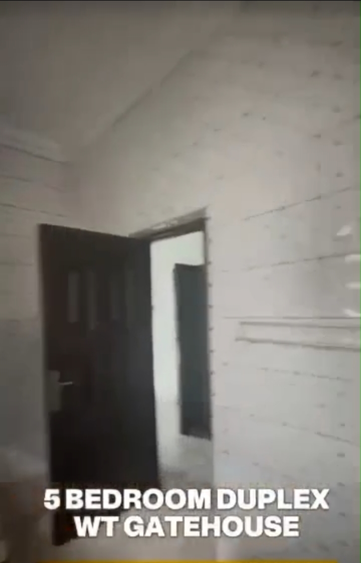Duplex for Sale in ENEKA LINK ROAD, Rivers - Image 5