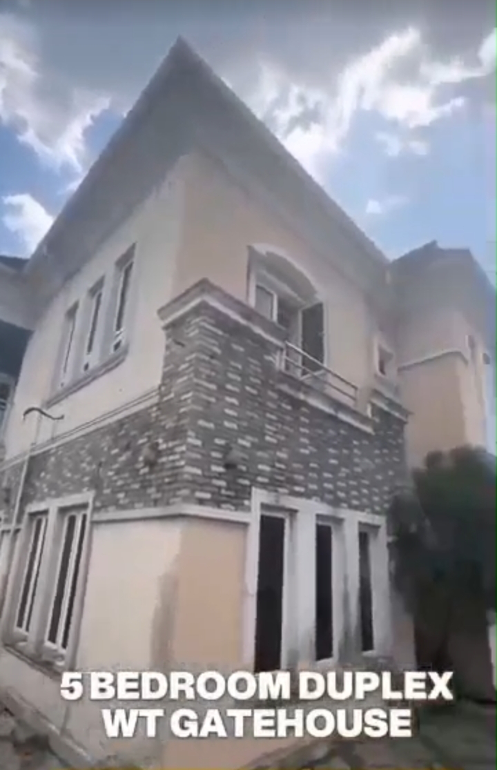 Duplex for Sale in ENEKA LINK ROAD, Rivers - Image 2