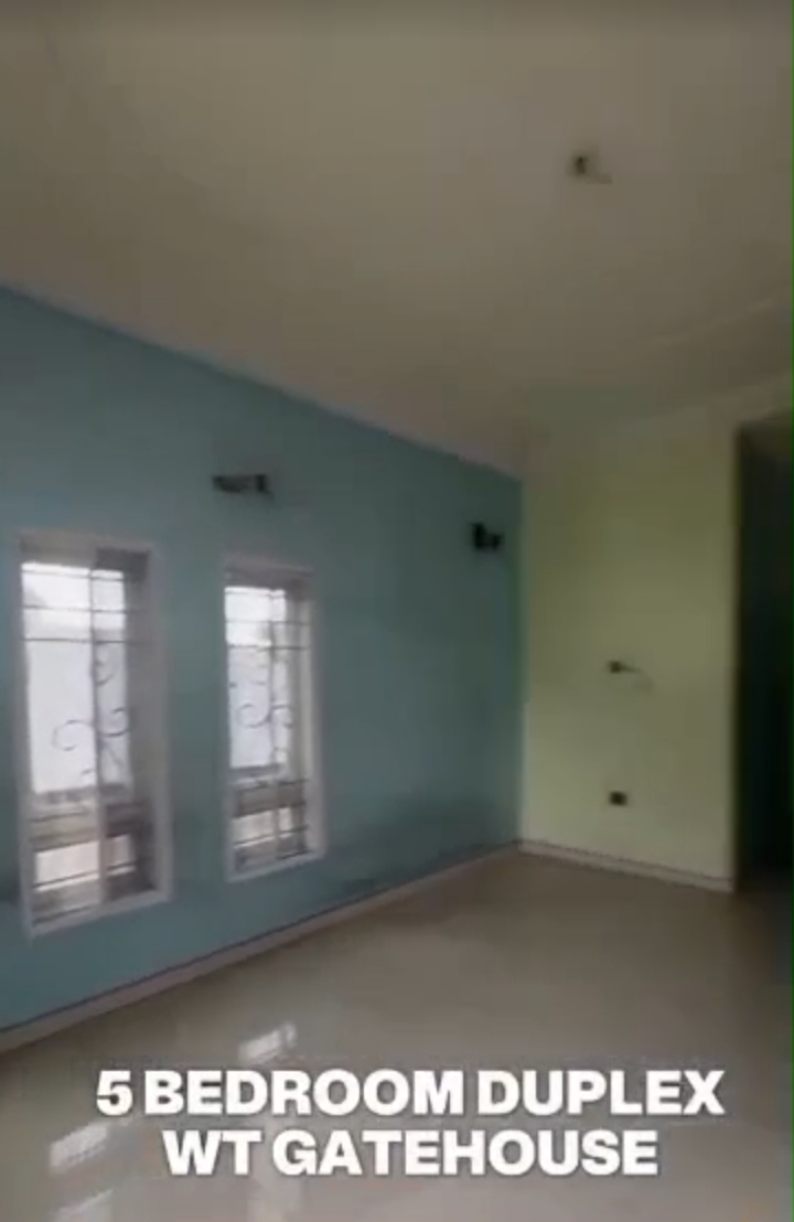 Duplex for Sale in ENEKA LINK ROAD, Rivers - Image 1