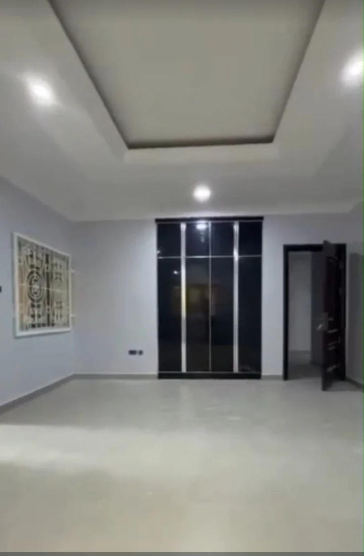 Bungalow for Sale in SHELL COOPERATION, Rivers - Image 3