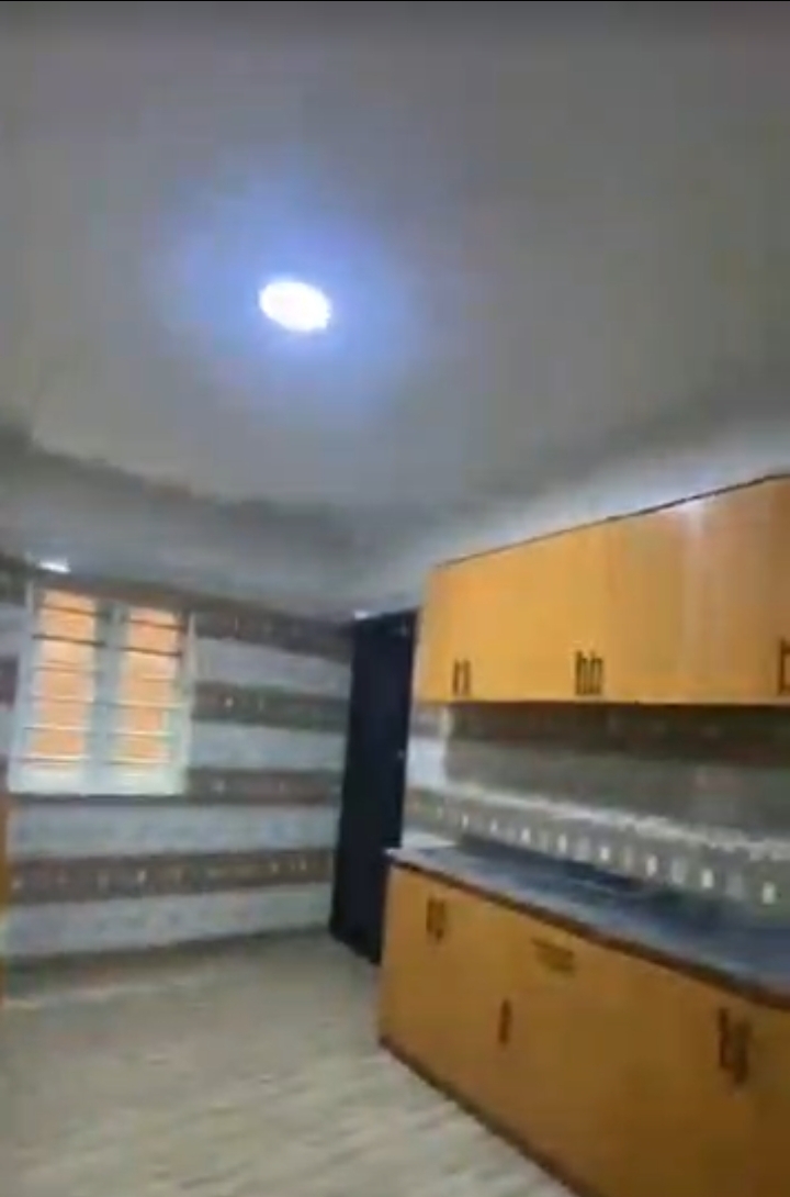 2 Bedroom Flat for Rent in THINKERS CORNER, Enugu - Image 6