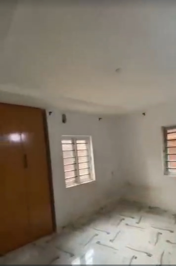 2 Bedroom Flat for Rent in THINKERS CORNER, Enugu - Image 4