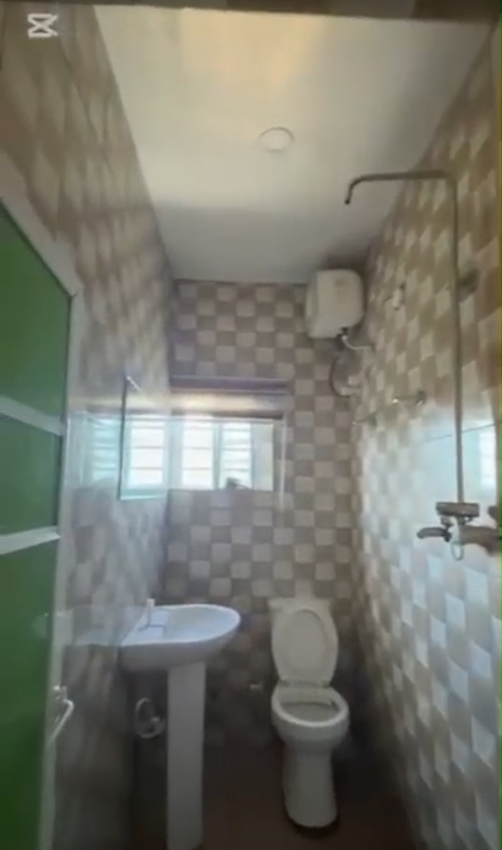 Hotel for Sale in CHOBA, Rivers - Image 4