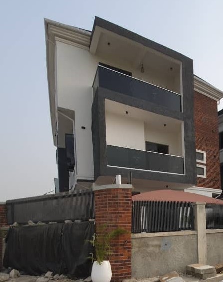 Duplex for Sale in FREEDOM WAY, Lagos - Image 1