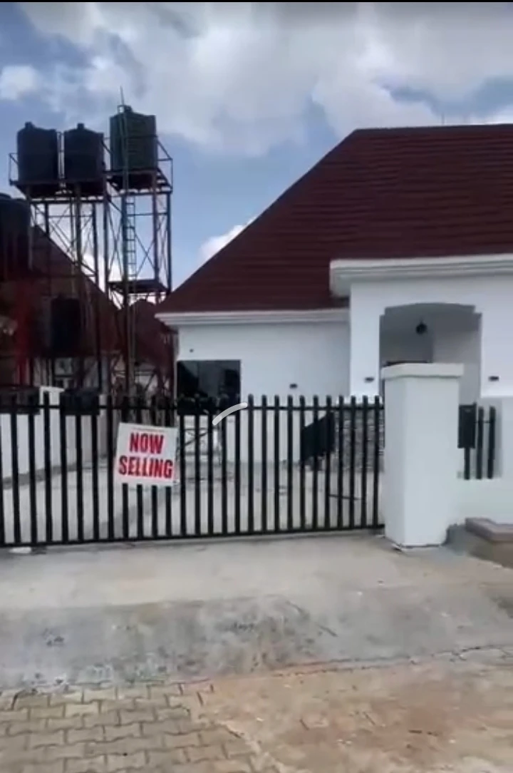 Bungalow for Sale in CENTENARY CITY, Enugu - Image 3