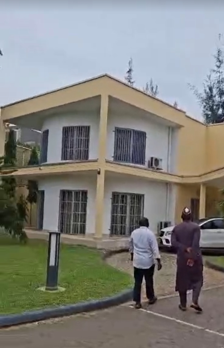 Duplex for Sale in MAITAMA MAIN, Abuja - Image 1