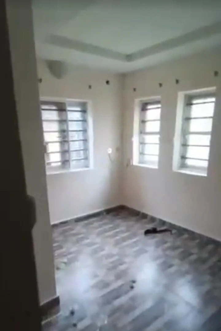 2 Bedroom Flat for Rent in PENOX, Enugu - Image 6