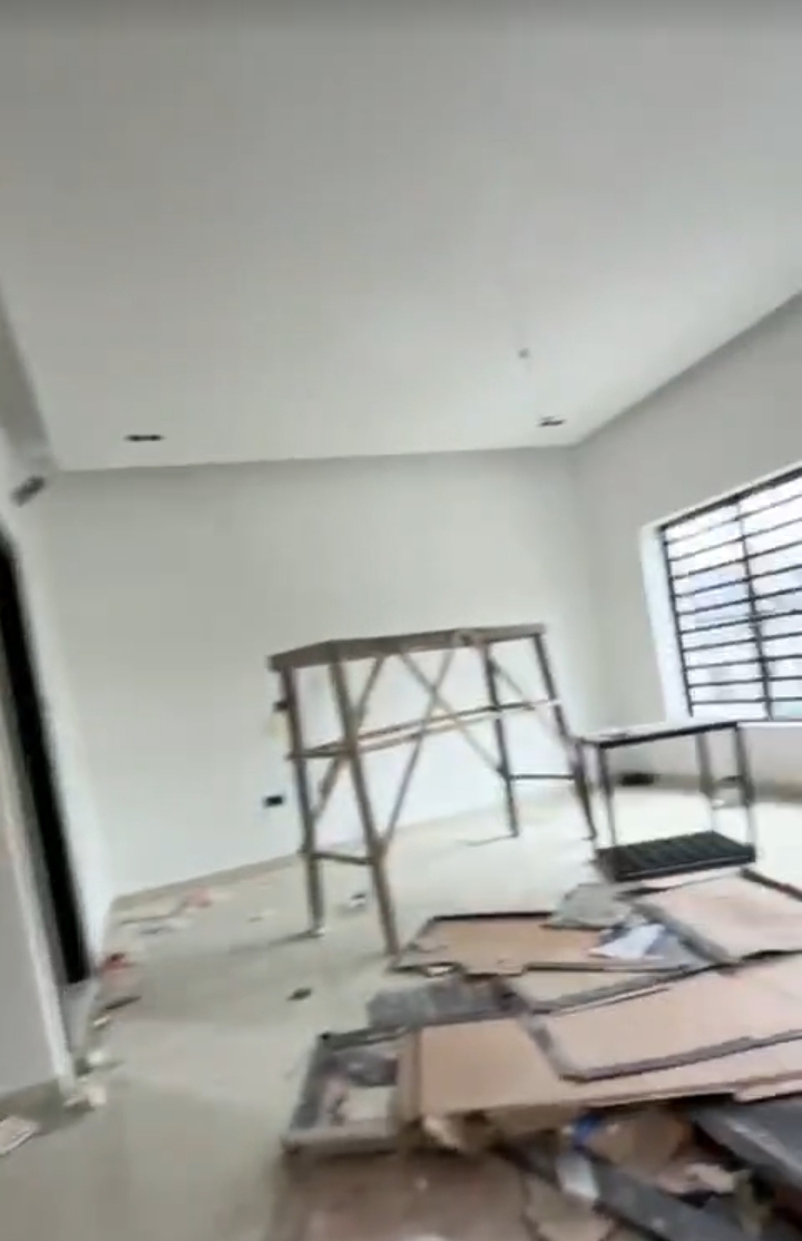 Duplex for Sale in ADA GEORGE, Rivers - Image 5